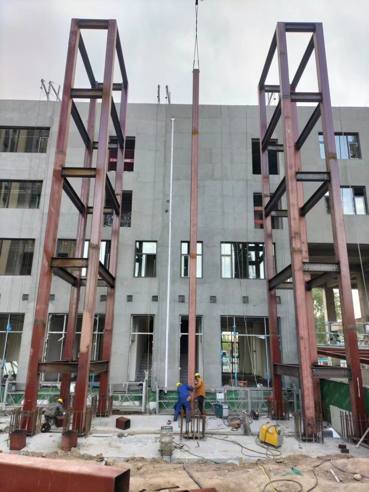 中建七局四公司榆次区小东关村城中村改造安置区项目钢结构工程(图14)